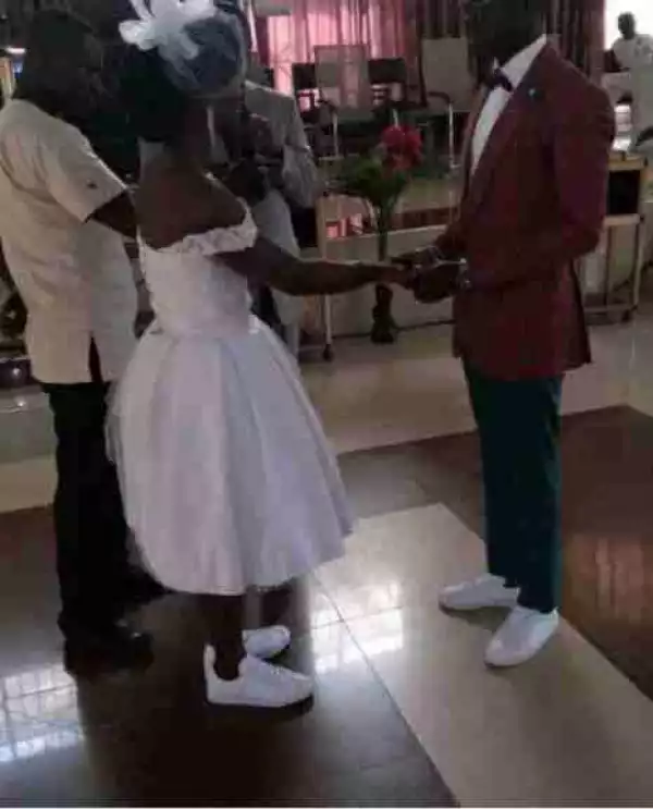 Couple Wear Matching Sneakers For Their Wedding (Photo)